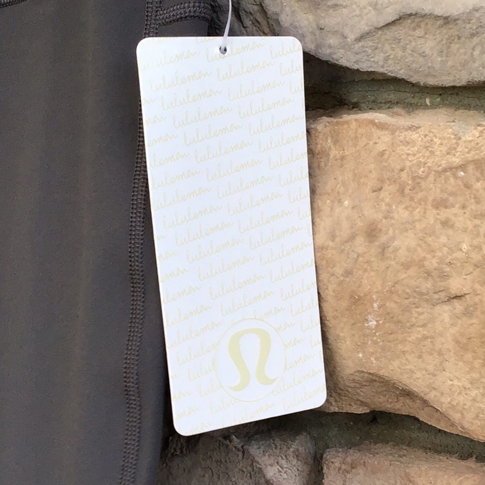 Lululemon Hip To Be Zen Crop - Picture 2 of 6